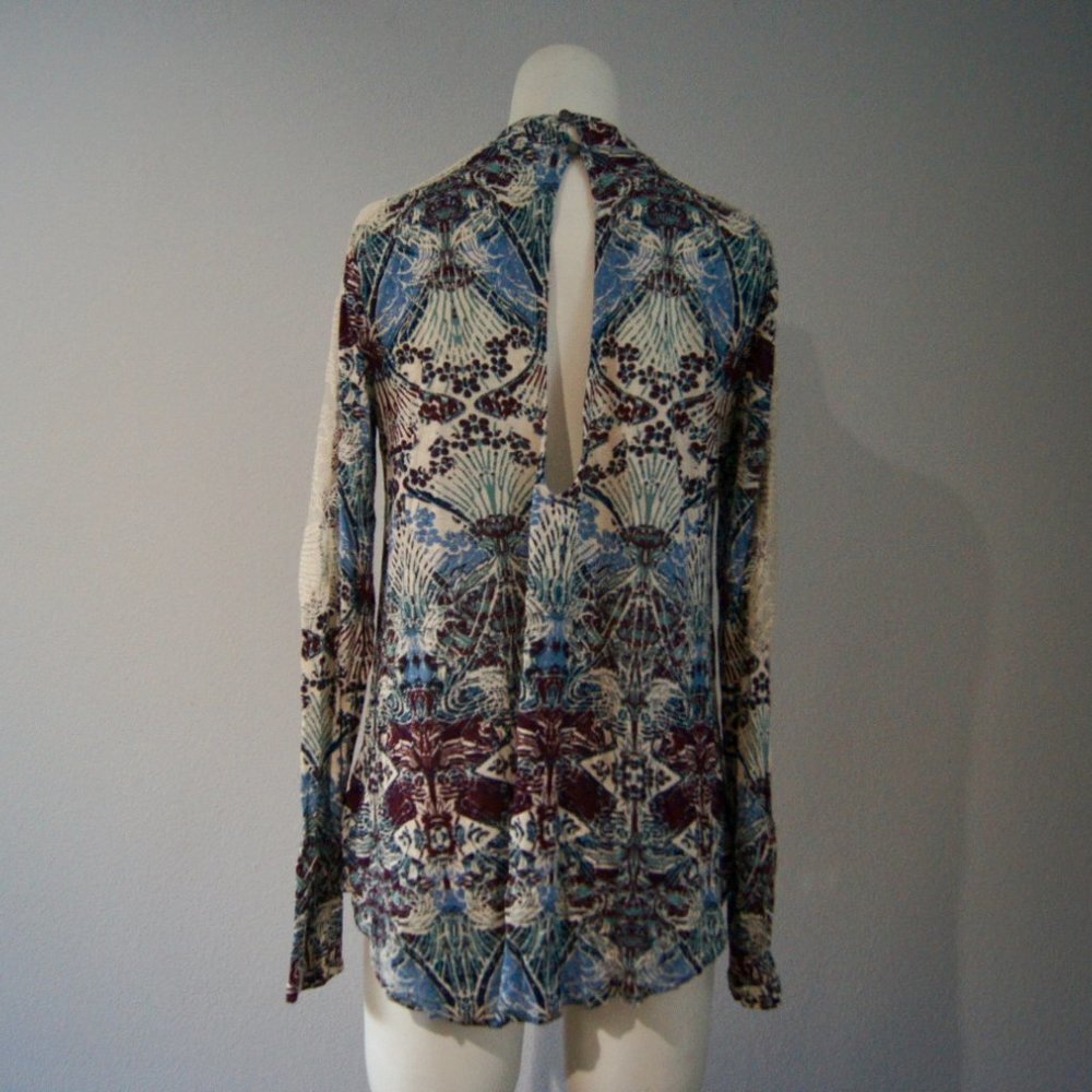 Free People Women's Long Sleeve Lace Layered Front Open Back Blouse Size XS - Picture 6 of 8